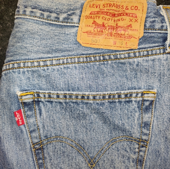 Levi's 501 Jeans - Picture 7 of 15